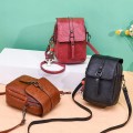 SKORZANA-DAMSKA-TOREBKA-LISTONOSZKA-CROSSBODY-Plec-Produkt-damski.jpg