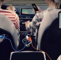 TRANSMITER-FM-BLUETOOTH-SZYBKA-LADOWARKA-QC-USB-PD-Funkcje-ladowarka-USB-pamiec-ostatnio-odtwarzanego-utworu.jpg