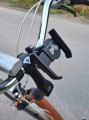MOCNY-ALUMINIOWY-UCHWYT-ROWEROWY-NA-TELEFON-MOTOCYKL-KIEROWNICE-HULAJNOGE-Marka-Nela-Styl.jpg