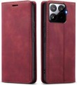 Czerwone etui książkowe do Xiaomi 15T Pro z magnetycznym zamknięciem. Chroni ekran, boki oraz tył smartfona przed zabrudzeniami i zarysowaniami.