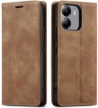 Skórzane etui typu book do Motorola Moto G06 z precyzyjnymi wycięciami na aparat, porty i przyciski.